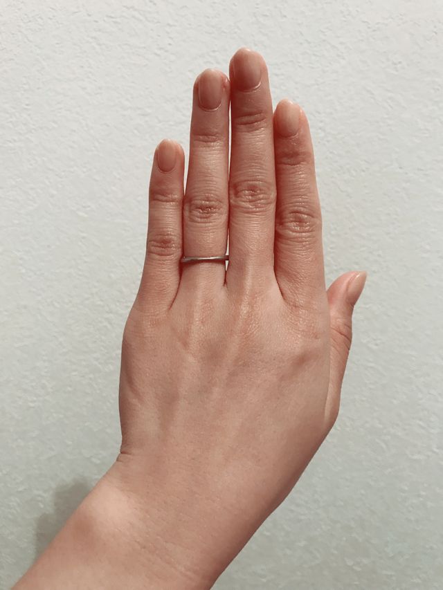 中央の細い部分は幅1mm。