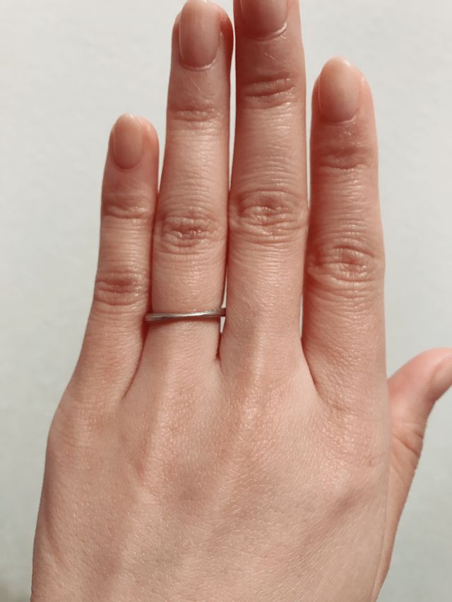 細かなミル打ちが可愛いです。