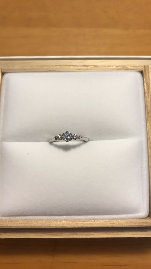 とてもかわいい指輪です。