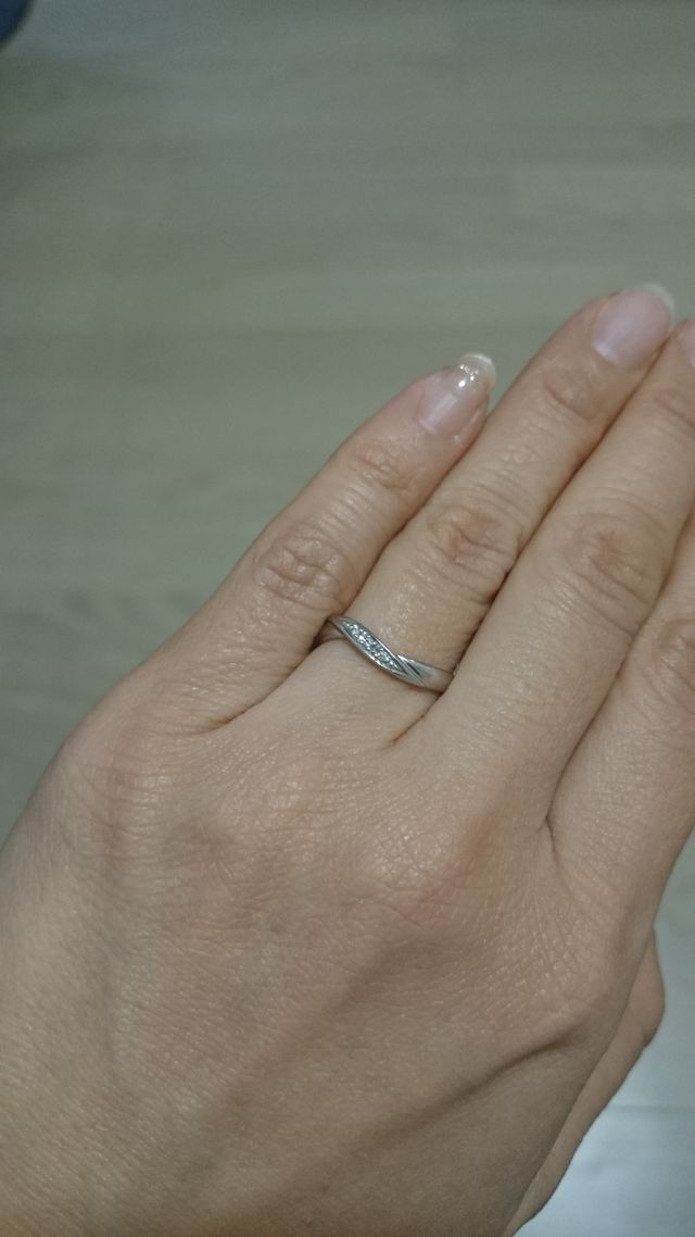 短くずんぐりむっくりな指も少しはマシに見える気が