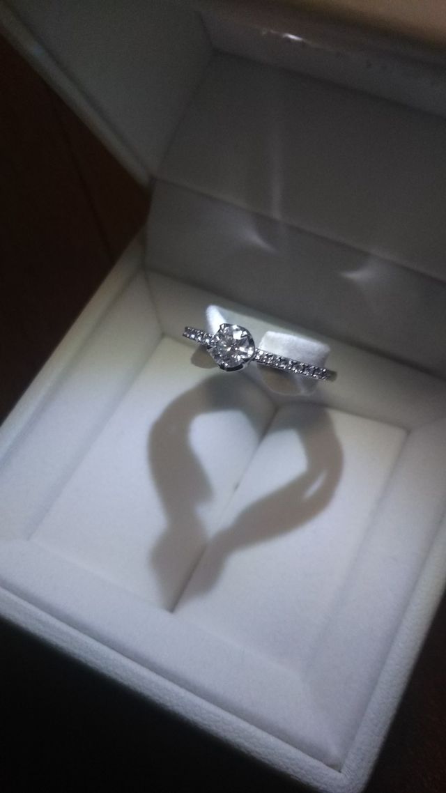 影がハートになる人気のボックス