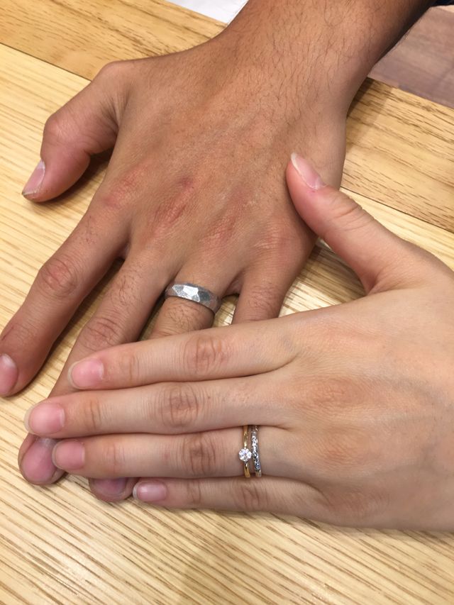 男性用の指輪は存在感が凄いです