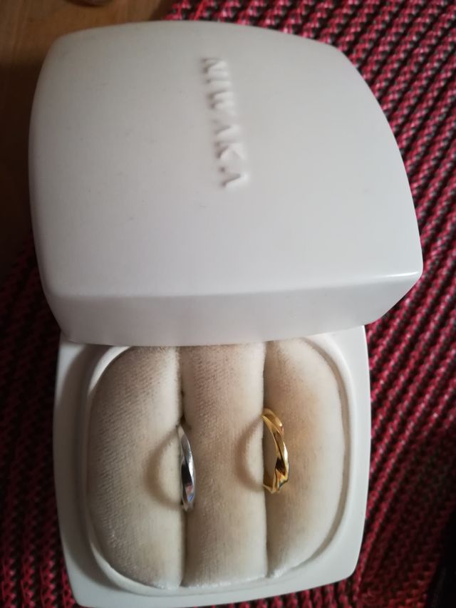 主人がプラチナ、私がゴールドです。