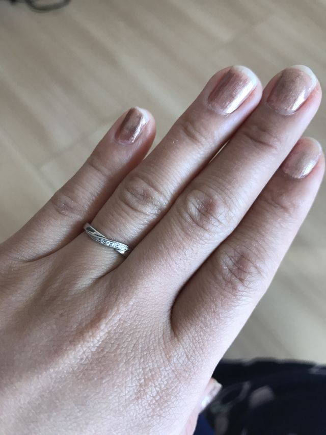 リングが捻れていてとても可愛くて一目惚れでした。