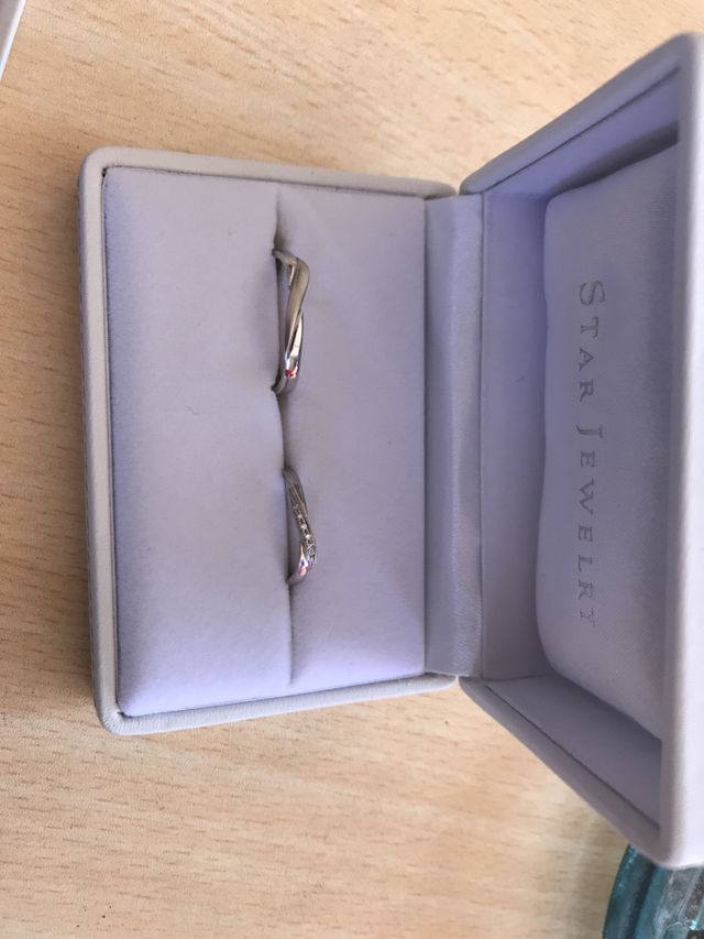 男性用のリングもとっても素敵です。