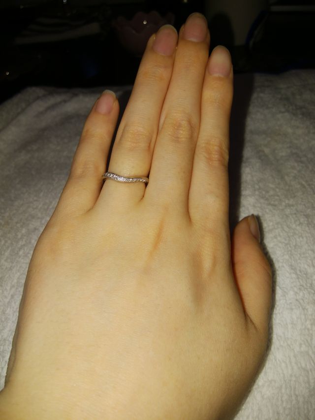 細かいダイヤ綺麗です