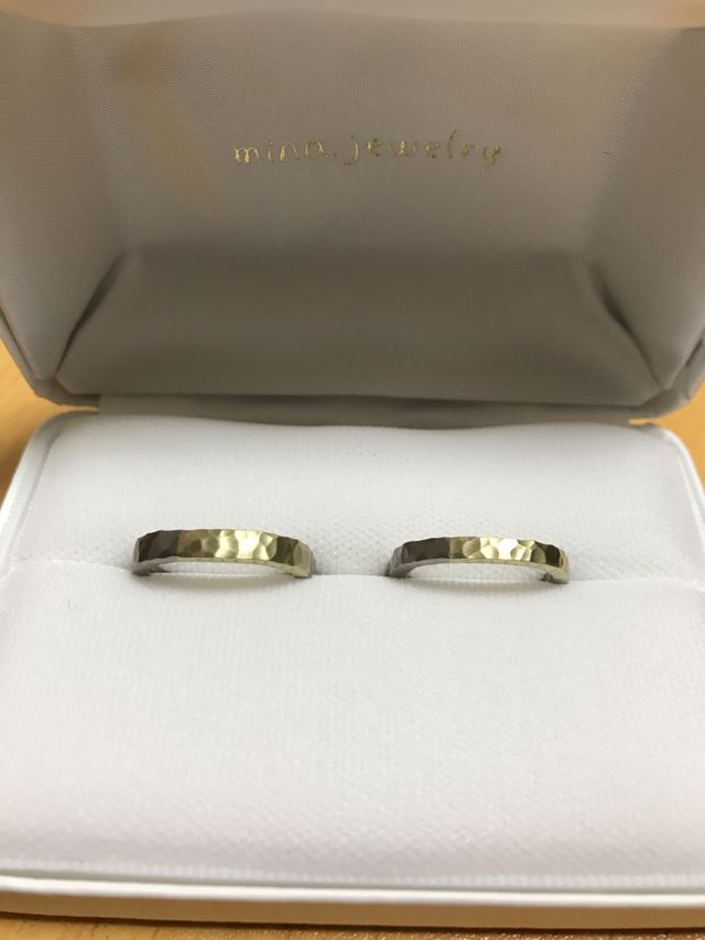 ブラックゴールドとグリーンゴールドの2種類を使用しました。