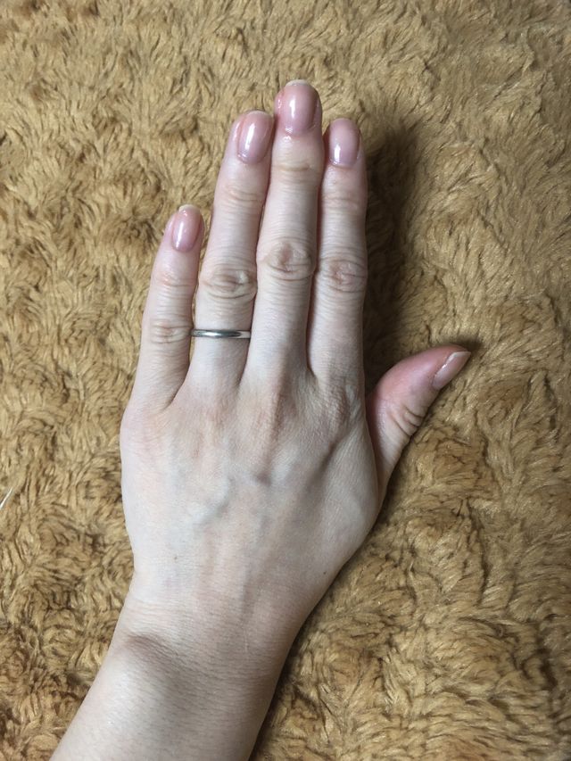 ティファニーの結婚指輪です(材質/プラチナ)