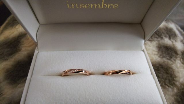 肌馴染みがよく可愛い♪でも文字の刻印が少し薄いように感じた。