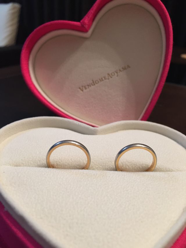 ブライダルフェア中だったので、リングケースをもらいました。