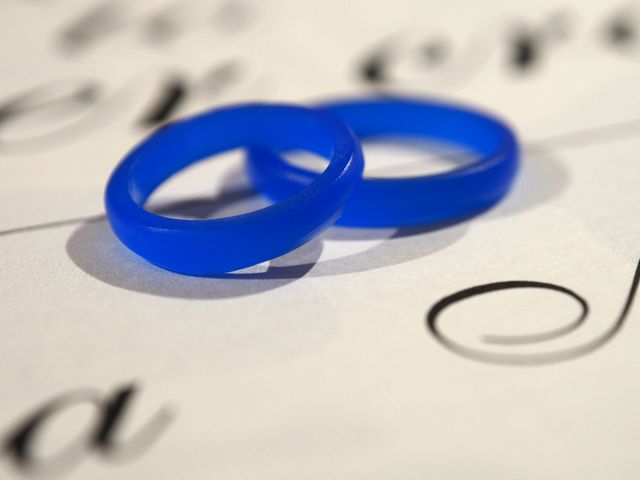 丁寧なアドバイスの元で手作業から始まります