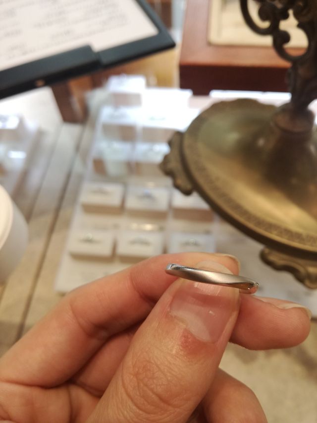 中心がマット加工！