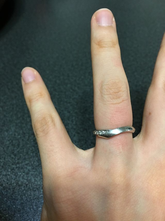 NIWAKAの結婚指輪です。単衣という名前がついていました。