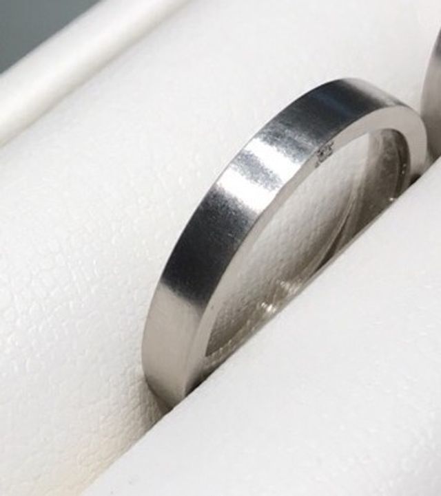 男性用の指輪です。