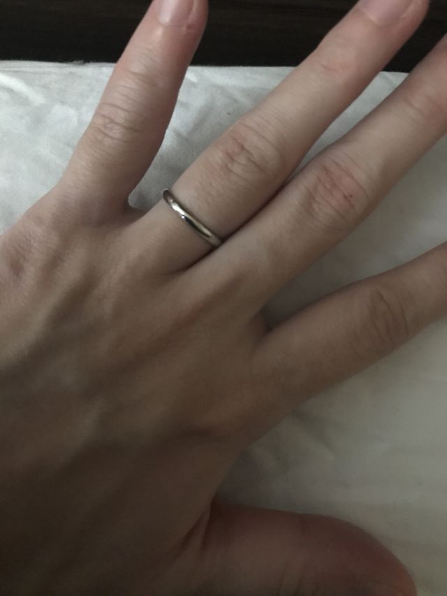 ヴァンクリーフの結婚指輪7号です