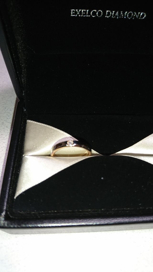 ピンクゴールドで可愛いです！