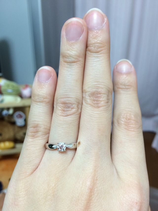 婚約指輪