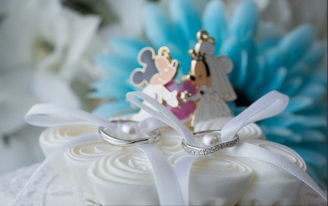 左が男性用、右が女性用のペアリングです。