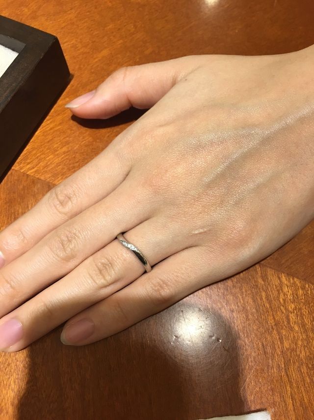 指がキレイに見えるデザインです