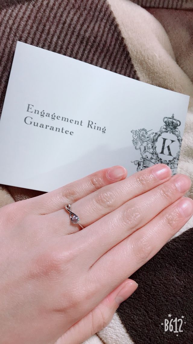 エンゲージリングを購入。見た目はもちろん綺麗で大満足です。