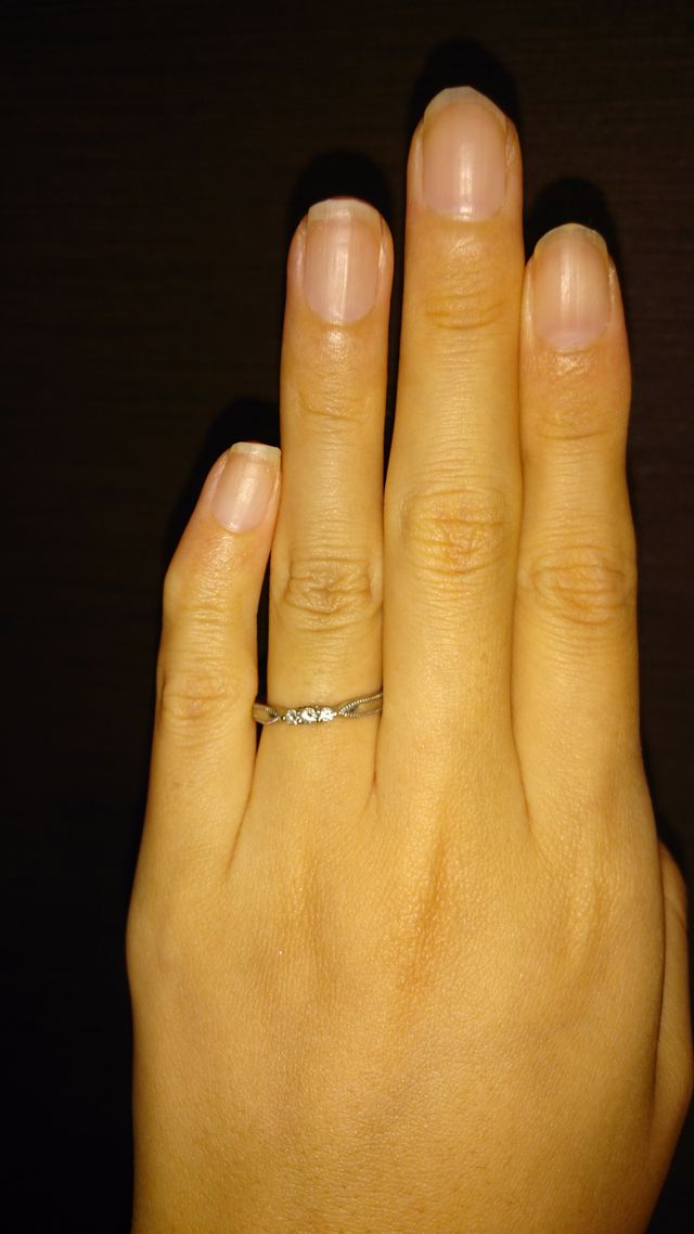 エクセルコダイヤモンドの結婚指輪です。
