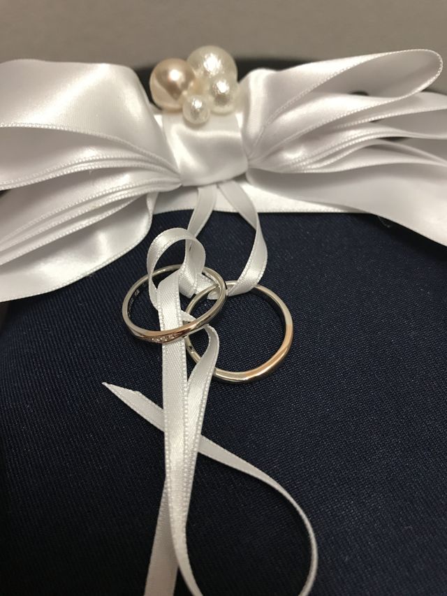 シルバーど中心にゴールドが入っているので可愛い