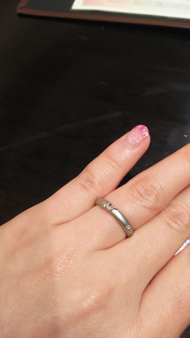 ミッキーの指が目立つリング