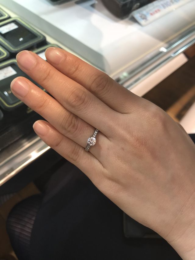 0.6カラットのダイヤモンド。