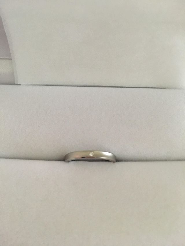 2.5ミリ幅、ダイヤ1石、リバースマットタイプです