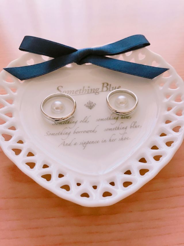 ケースとは別にこちらの入れ物も貰いました！