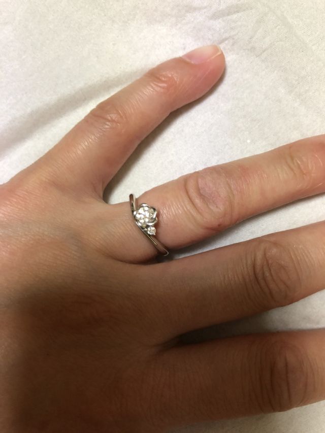 花型の枠、ブルーダイヤ