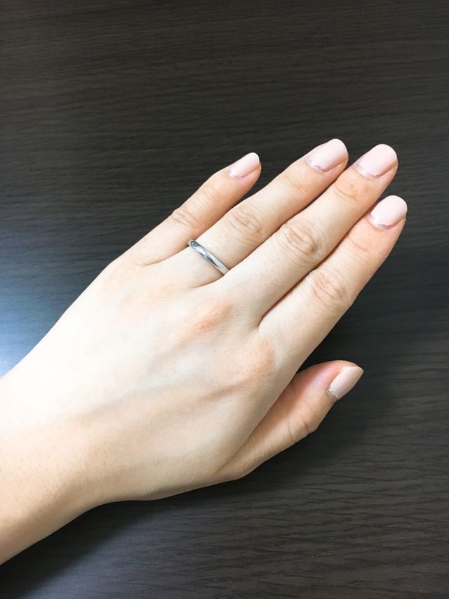 指輪8号 付けたときの写真です。