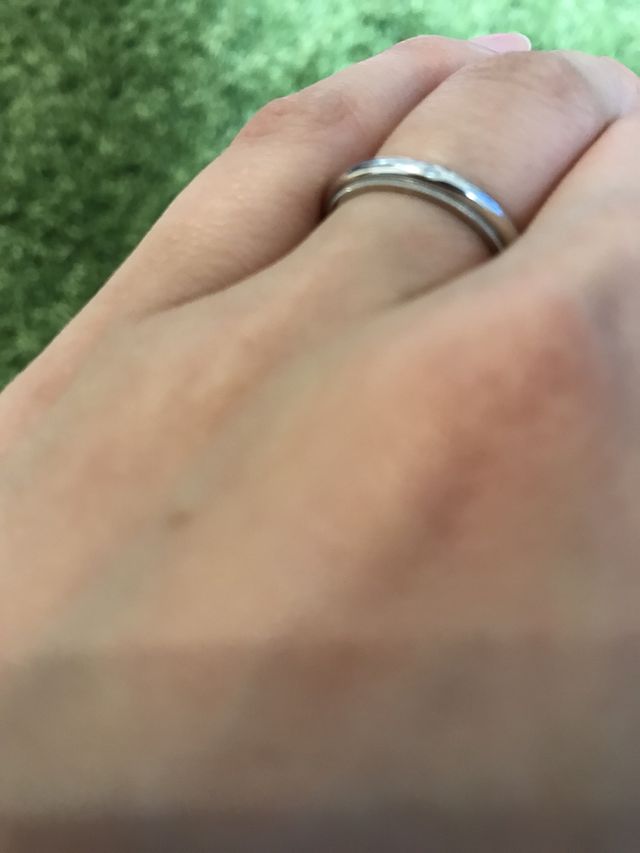 縁のデザインがすごく綺麗です。