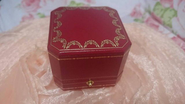 ジュエリーボックスです