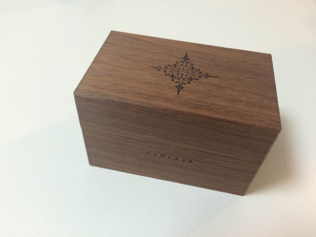 もうひとつの決め手がこのリングケース