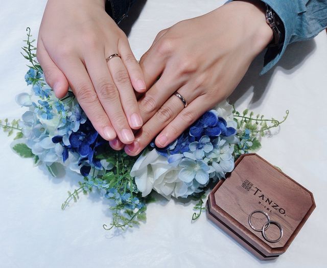 1年越しの結婚指輪取りに伺いました。