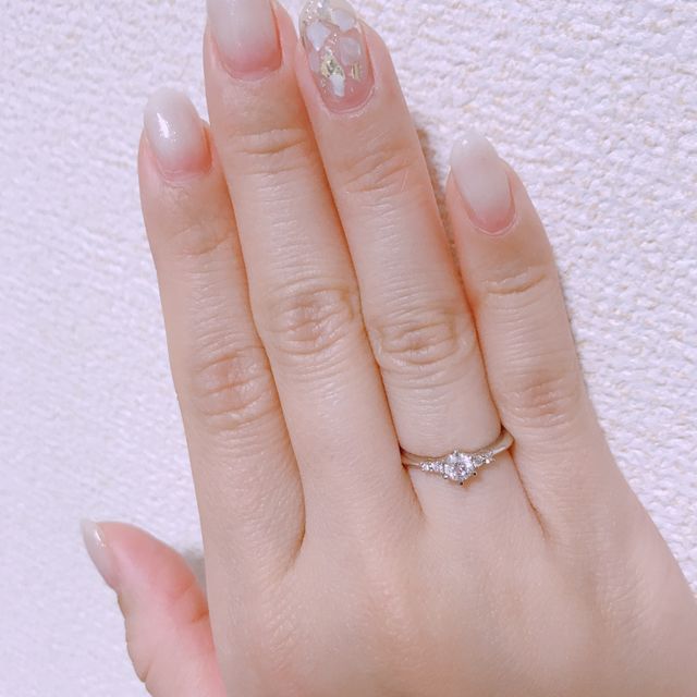 凄く悩んだ結果これにしました。とてもお気に入りです。