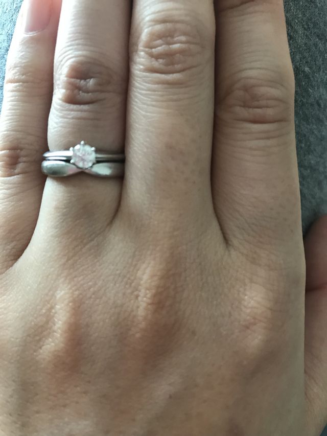 婚約指輪と重ね付け！