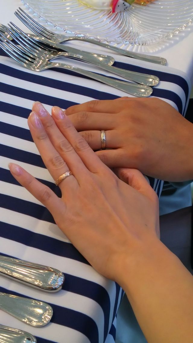 結婚式で撮った指輪の写真
