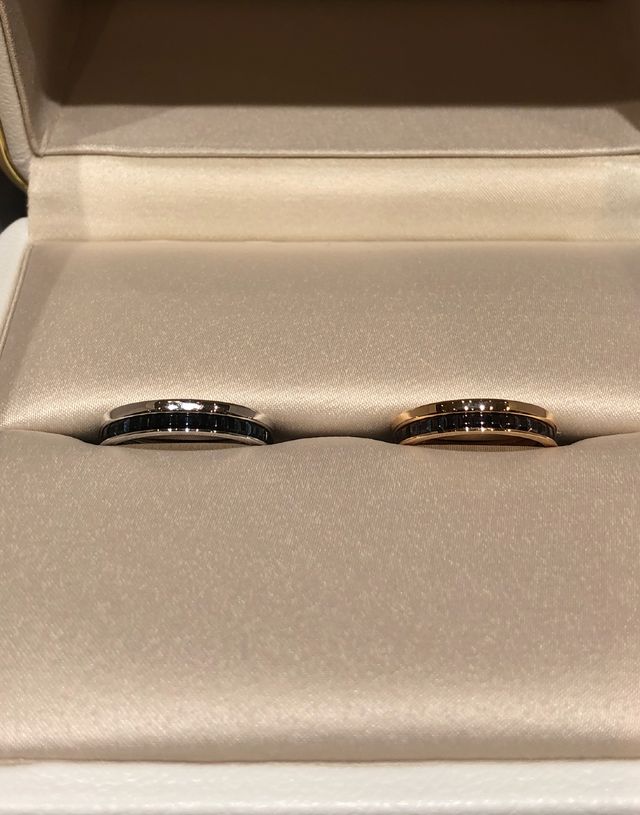 左がキャトルブラック、右がキャトルクラッシックです。