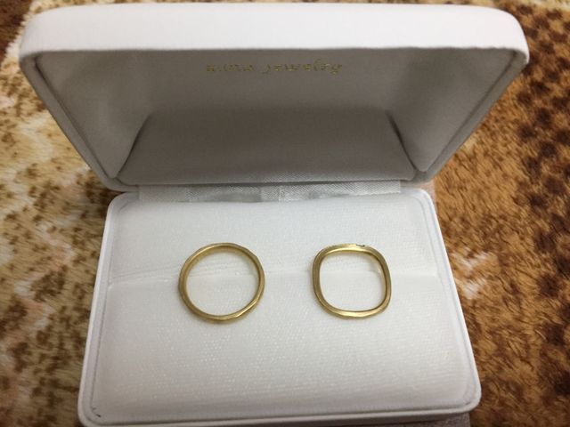 形は新郎:マルと新婦:マルシカク(ダイヤ付き)です