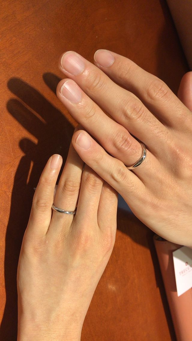 着け心地の良さが抜群で、繊細な飽きのこないデザインです。