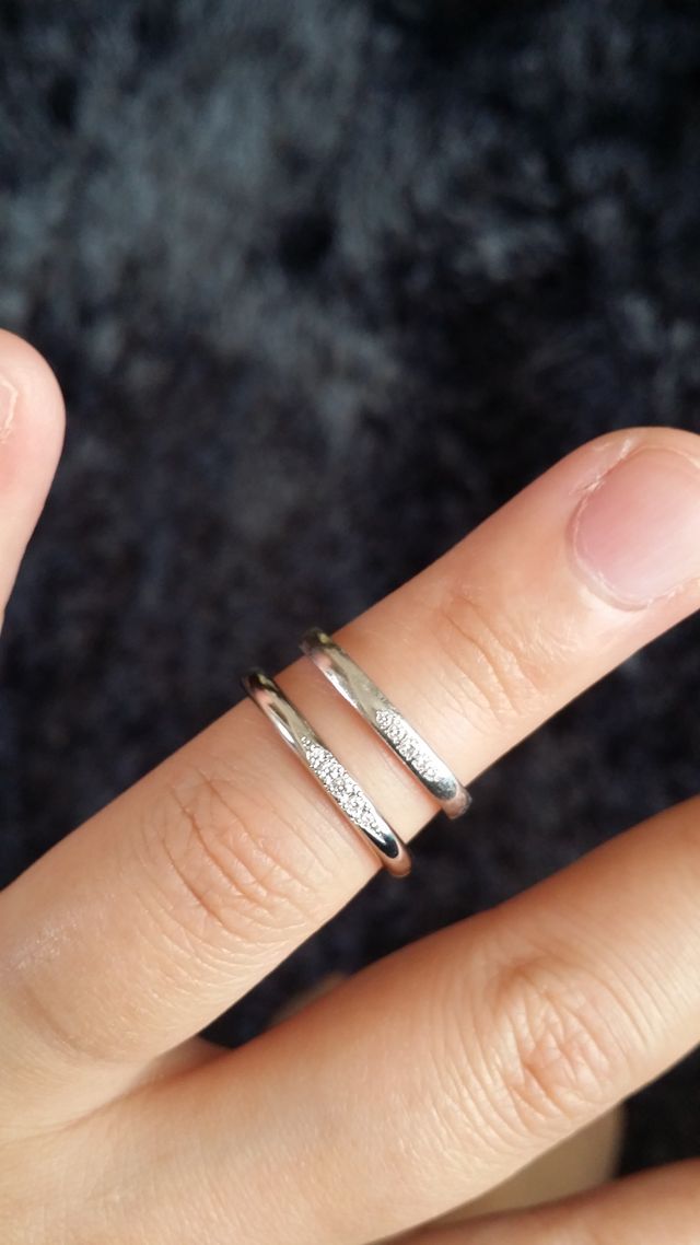 念願の比較(下:銀座ダイヤモンドシライシ、上:他社)