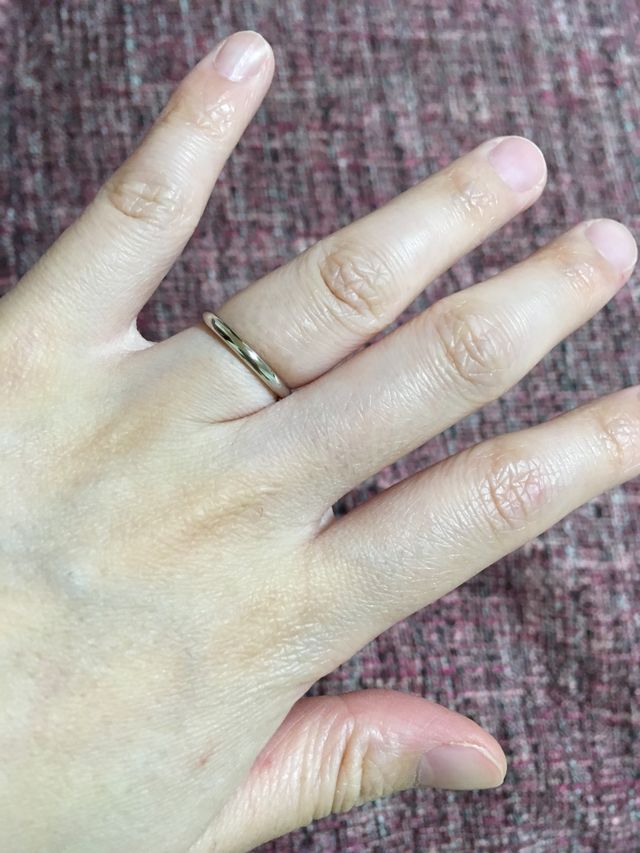 細めの太さのリングにしました。