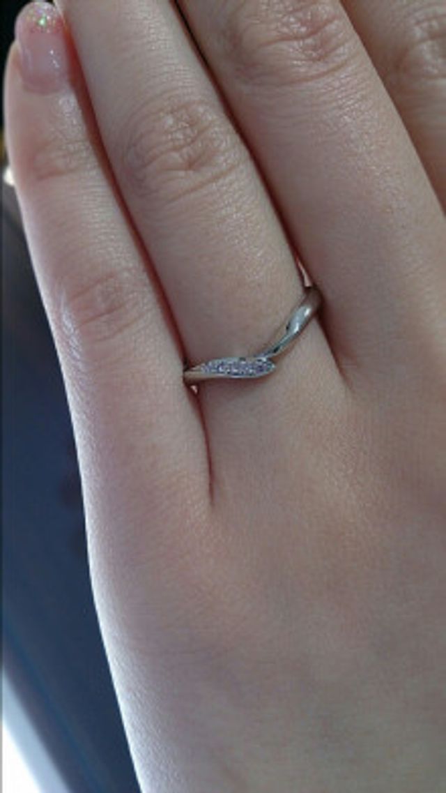 ダイヤがピンクダイヤモンドですごく綺麗です。