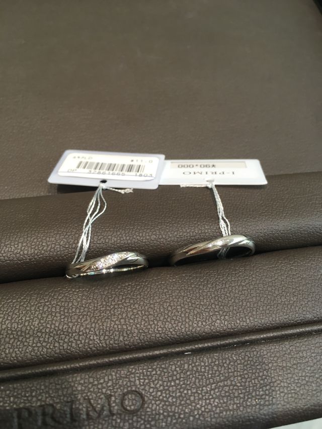 婚約指輪と合う指輪にしました