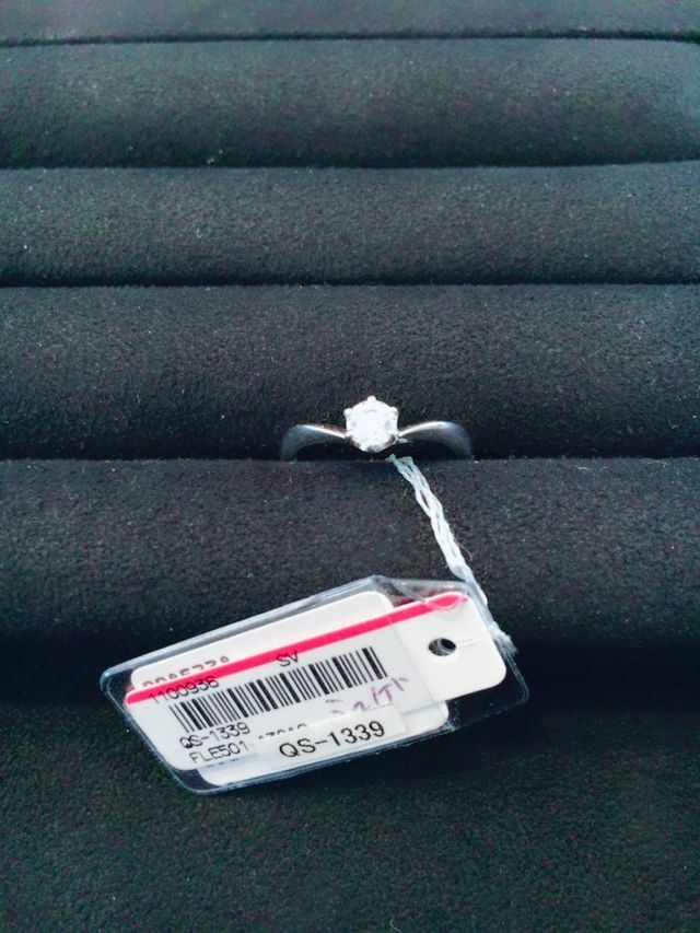 検討しやすいようタグも写メ。試着すると印象が変わると思います