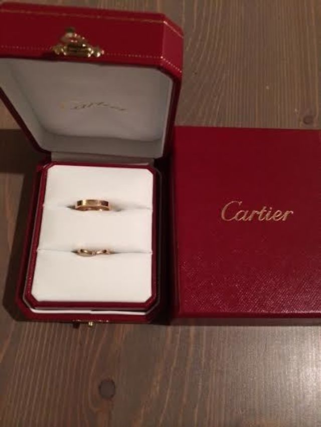 このようなケースに入っています。