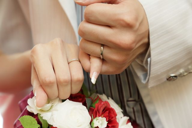 左右見る位置によってツートンなので色が違います。