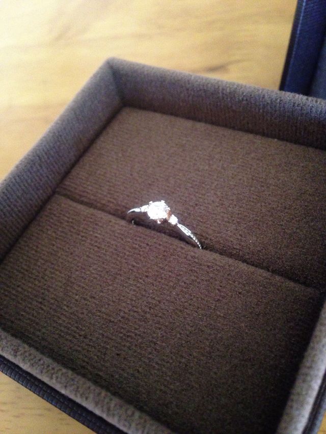 婚約指輪